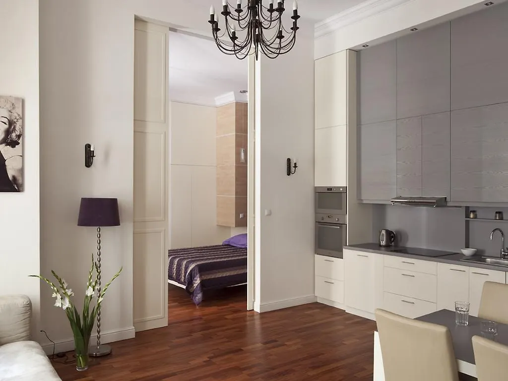 Apartment Rent Like Home - Aleja Jana Pawla II 20 Warsaw
