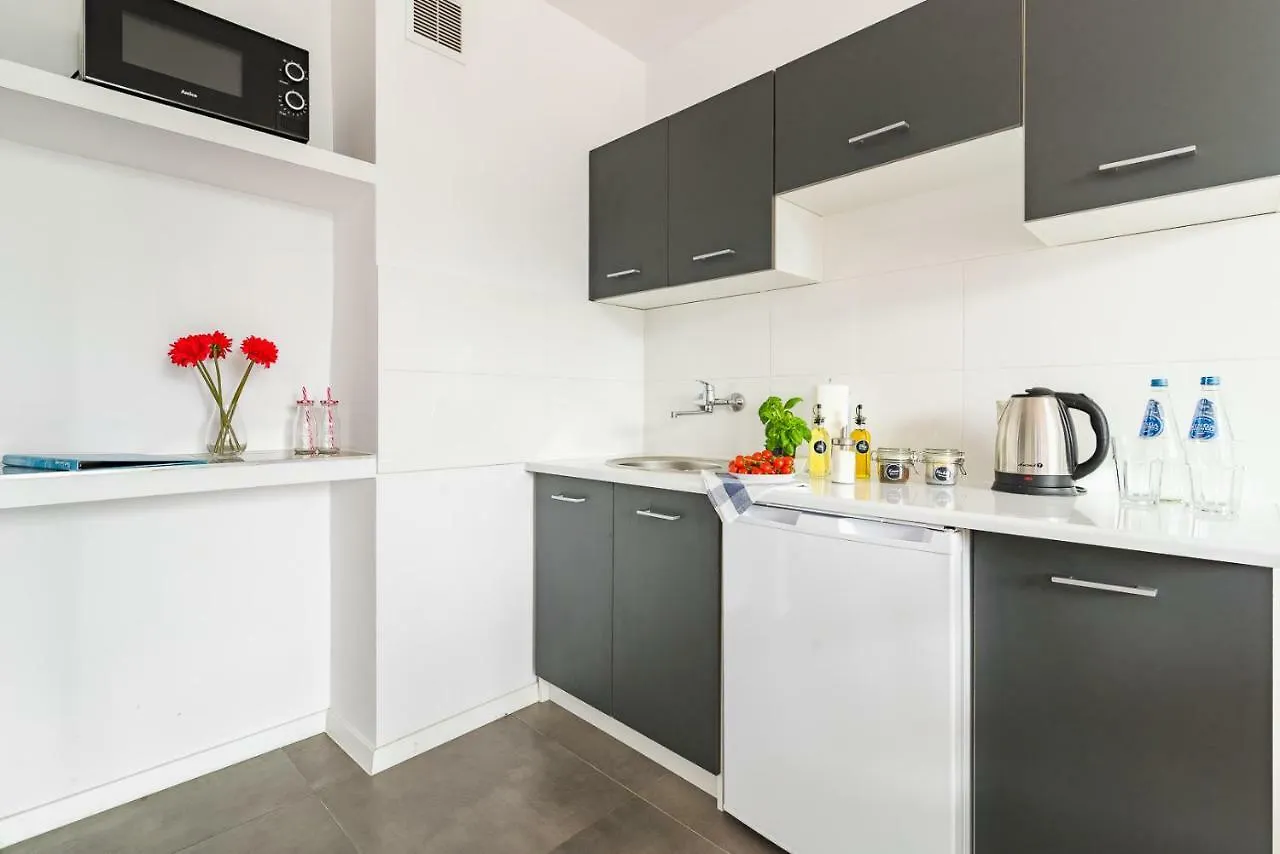 Apartment Rent Like Home - Aleja Jana Pawla II 20 Warsaw